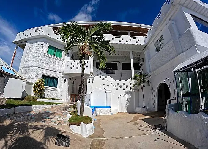 Brandnew Scuba Hotel 3*